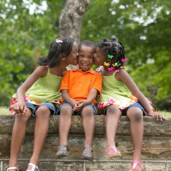 How to Help Your Kids Build Strong Sibling Relationships