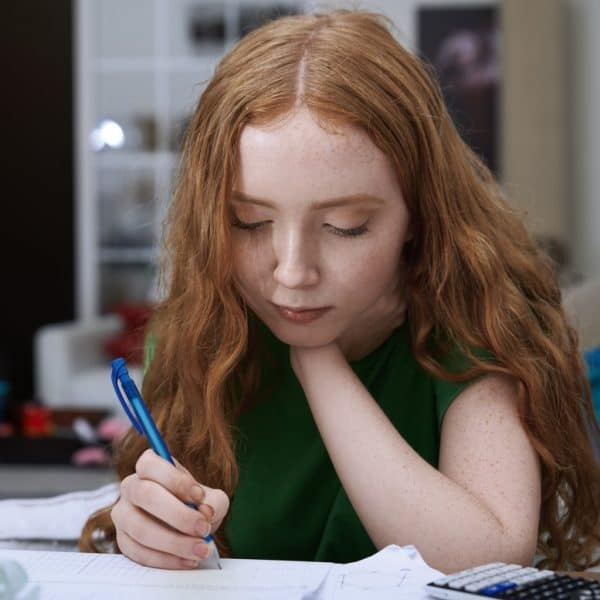 5 ways to teach your child to work independently