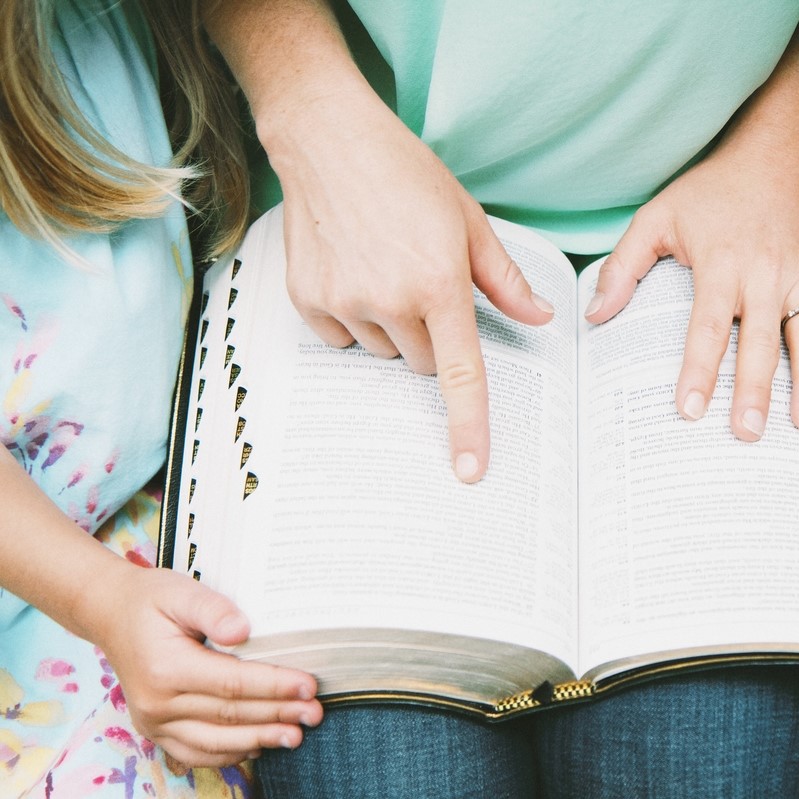 5 Ways to Help Your Kids Apply Scripture to Their Lives
